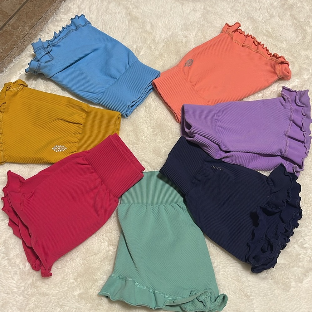 Vibrant Ribbed‑Ruffle Shorts – 7‑Piece Bundle $190 (Free People)